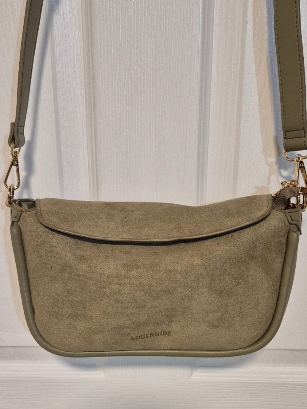 LOUENHIDE CROSSBODY PURSE - Brand New